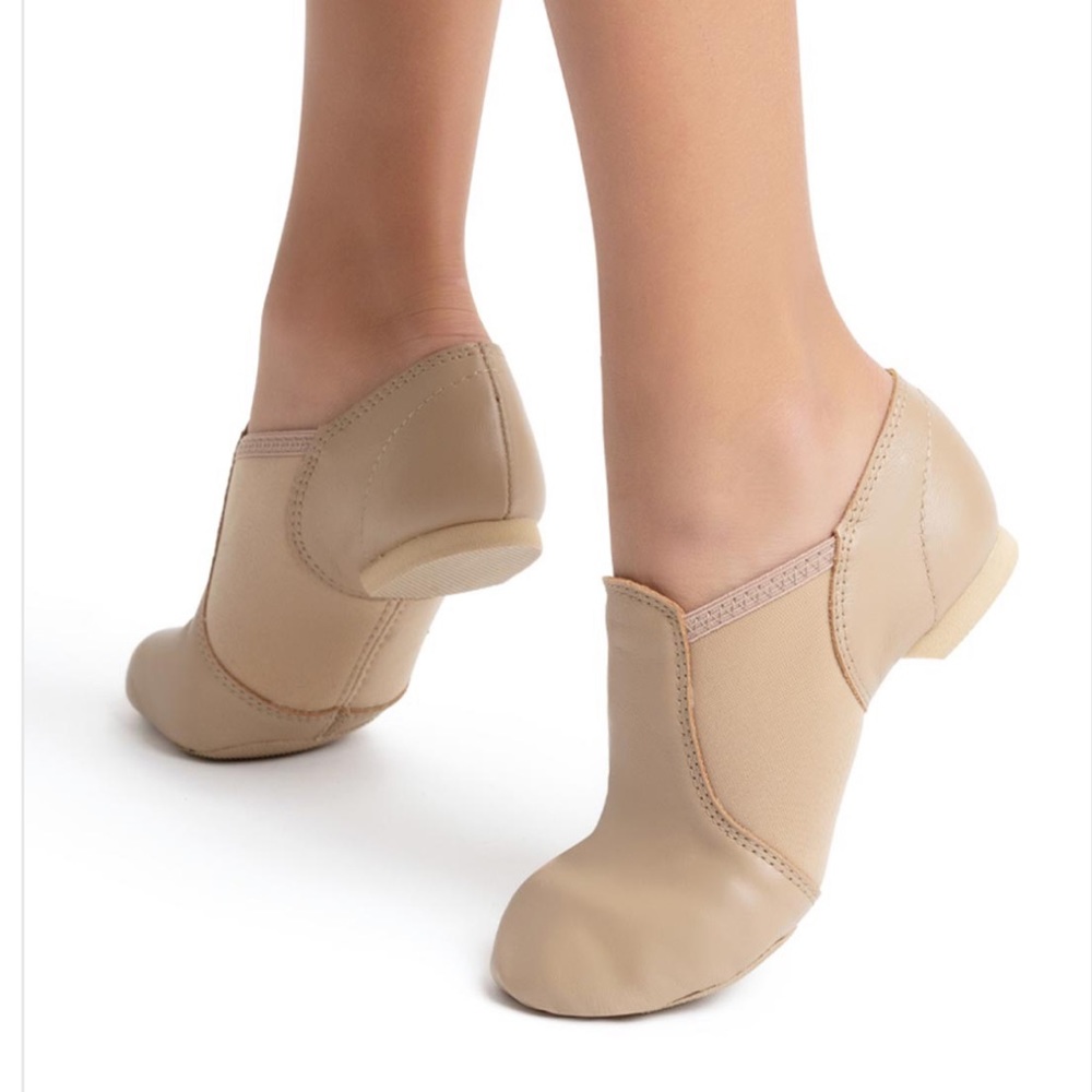 Capezio Jazz Hip Hop Lyrical Dance Shoe Girl Womens 1M Slip-on Caramel Tan Balle